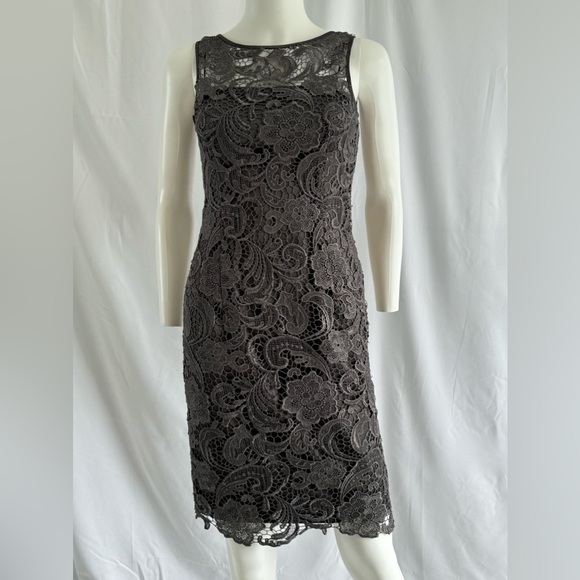 Adrianna Papell Illusion Lace Sleeveless
Sheath Dress Charcoal Gray Size 2 - Picture 4 of 5